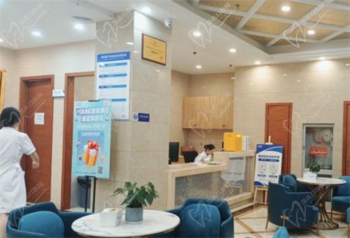 成都碧莲盛植发医院咨询台