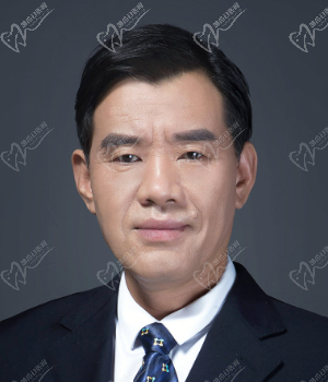 毋巨龙医生预约挂号攻略：美仑美奂医院院长亲自操刀-耳再造|隆胸|吸脂手术一站搞定