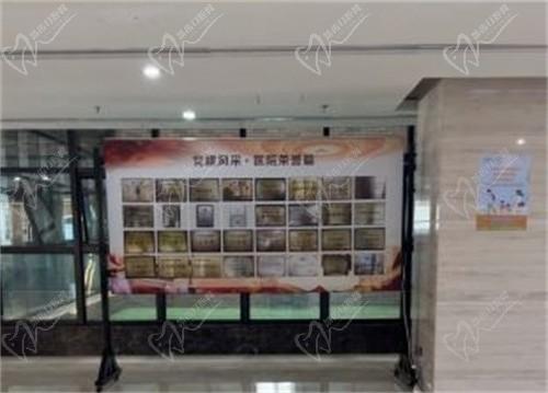  成都双楠医院眼科刘治容全飞秒近视手术9800元起，眼睛不再近视了