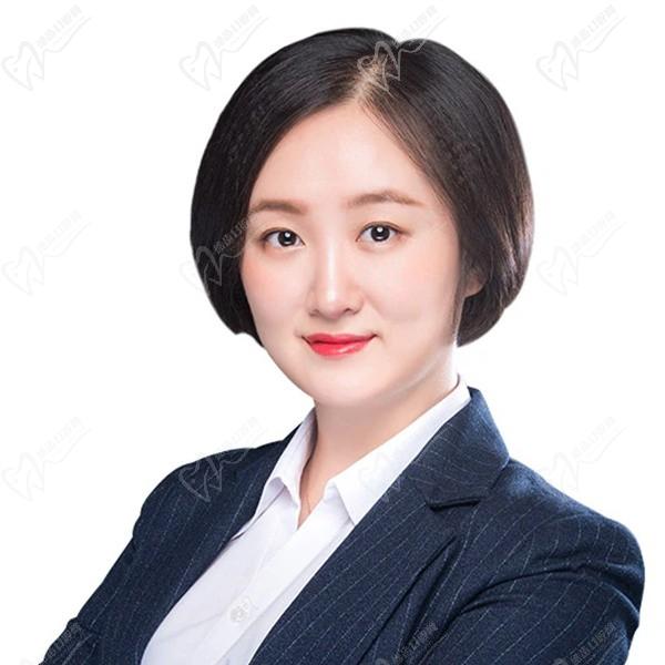 吕瑛