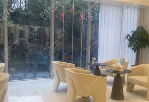 何晋龙预约挂号入口在这，坐诊上海时光整形还有医院地址及营业时间