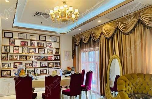 东莞罗恩医疗美容门诊部面诊室