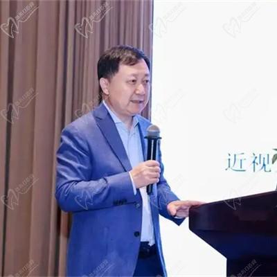 庞辰久