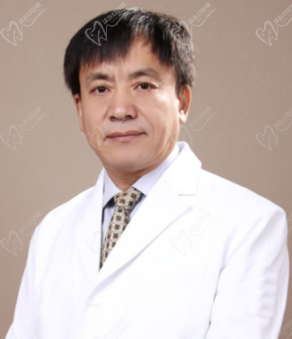沈阳杏林刘建波专家简介：隆胸与拉皮除皱/唇腭裂修复领域口碑卓越，电话预约更便捷