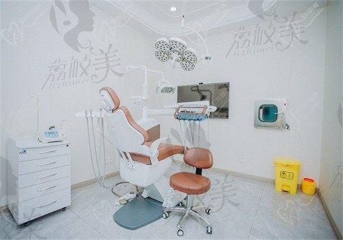 盐城鼎植口腔医院靠谱吗？医院资质+顾客案例深扒，是正规的亲民牙科