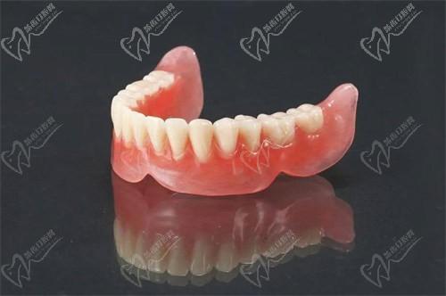 成都西南口腔医院收费标准：速看种植牙|牙齿矫正|补牙|镶牙...等价格